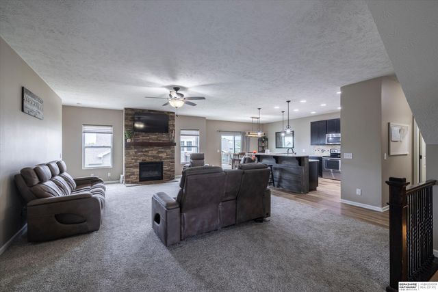 17314 Soldier Street, Omaha, NE 68136