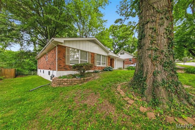 1219 Hobson Drive, Ferguson, MO 63135