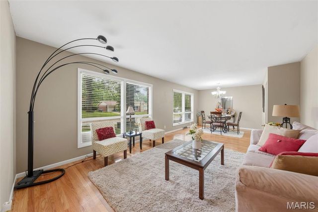 1219 Hobson Drive, Ferguson, MO 63135