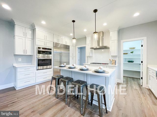 6645 HALLWOOD AVE, Falls Church, VA 22046