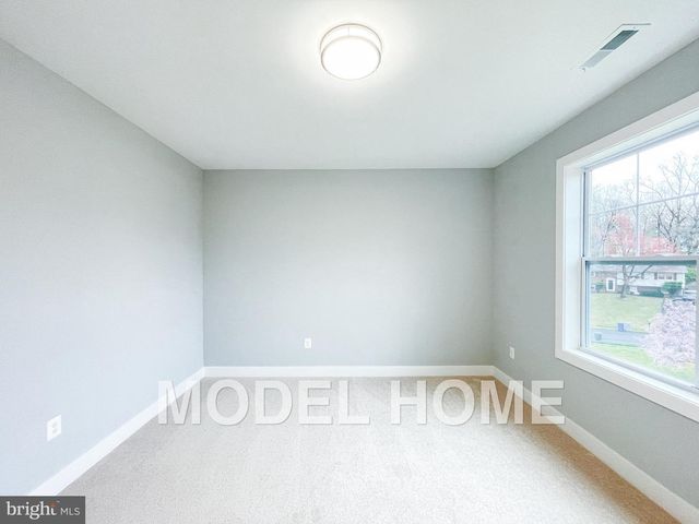 6645 HALLWOOD AVE, Falls Church, VA 22046