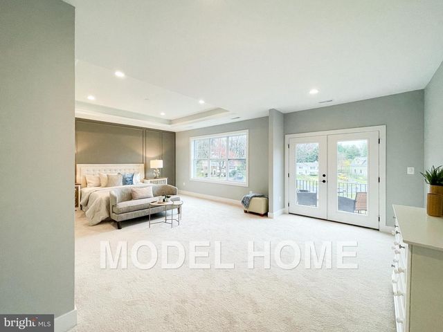 6645 HALLWOOD AVE, Falls Church, VA 22046