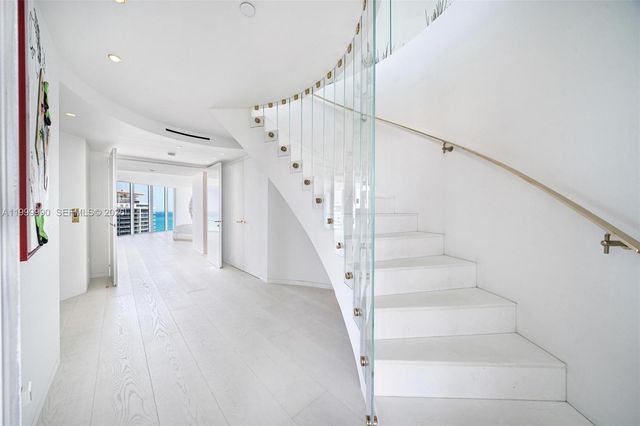 300 S Pointe Drive PH5, Miami Beach, FL 33139