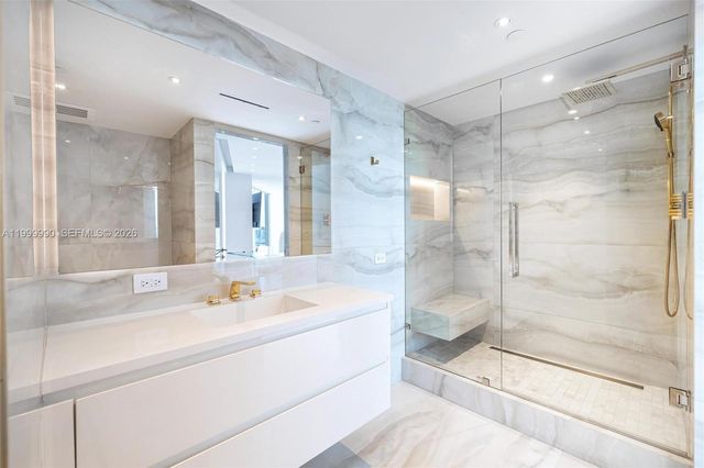 300 S Pointe Drive PH5, Miami Beach, FL 33139