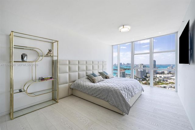 300 S Pointe Drive PH5, Miami Beach, FL 33139