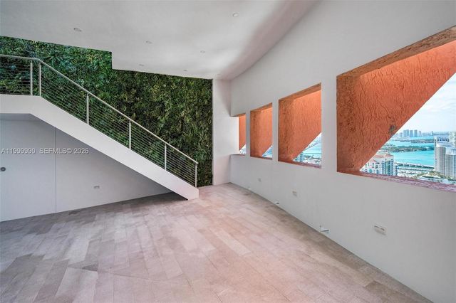 300 S Pointe Drive PH5, Miami Beach, FL 33139