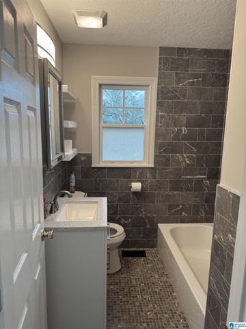 215 THOMAS STREET, Heflin, AL 36264