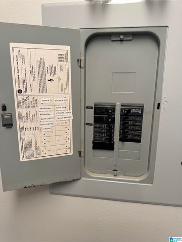 215 THOMAS STREET, Heflin, AL 36264