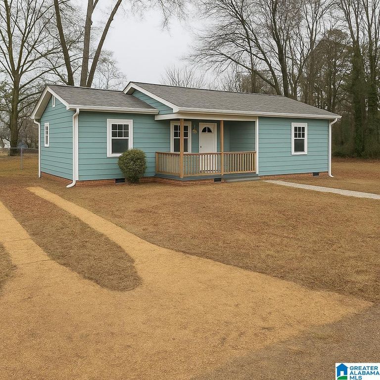215 THOMAS STREET, Heflin, AL 36264