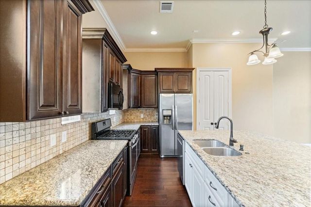 1518 Amundsen Street, Houston, TX 77009