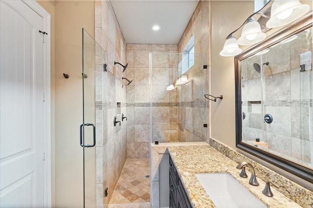1518 Amundsen Street, Houston, TX 77009