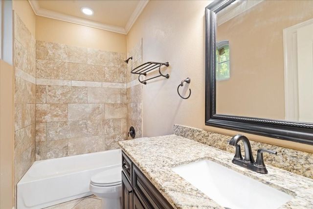 1518 Amundsen Street, Houston, TX 77009