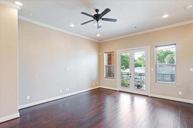 1518 Amundsen Street, Houston, TX 77009