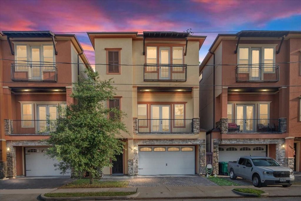 1518 Amundsen Street, Houston, TX 77009