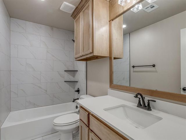 10016 Gentry Crossing, Oklahoma City, OK 73169