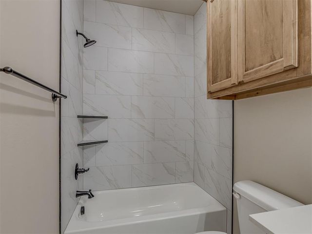 10016 Gentry Crossing, Oklahoma City, OK 73169