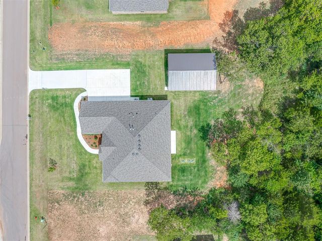 10016 Gentry Crossing, Oklahoma City, OK 73169