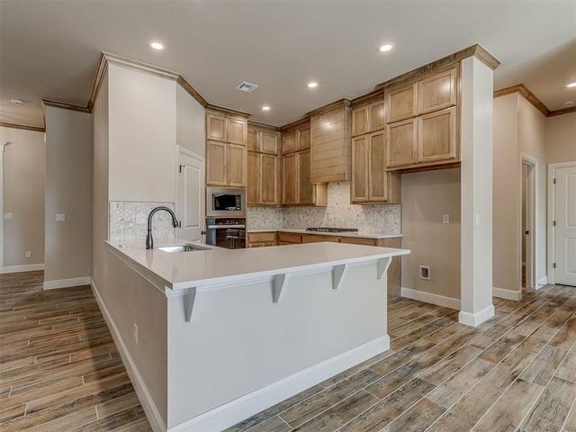 10016 Gentry Crossing, Oklahoma City, OK 73169