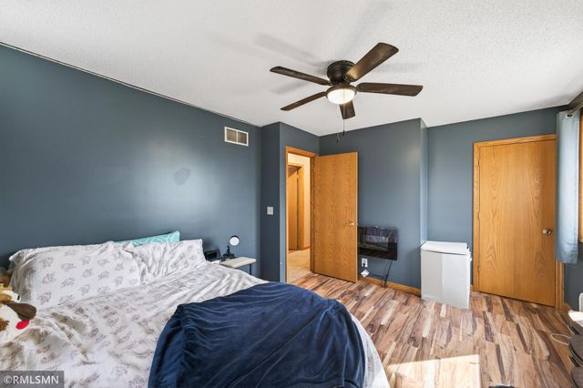 245 Dwinnell Avenue, Mahtomedi, MN 55115