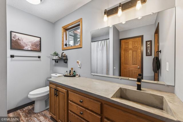 245 Dwinnell Avenue, Mahtomedi, MN 55115