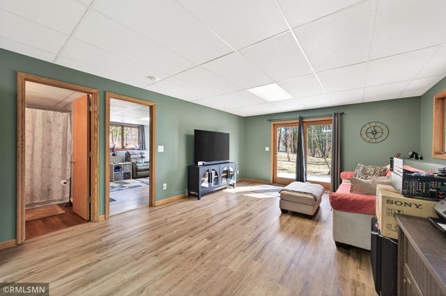 245 Dwinnell Avenue, Mahtomedi, MN 55115