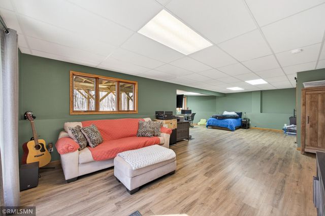 245 Dwinnell Avenue, Mahtomedi, MN 55115