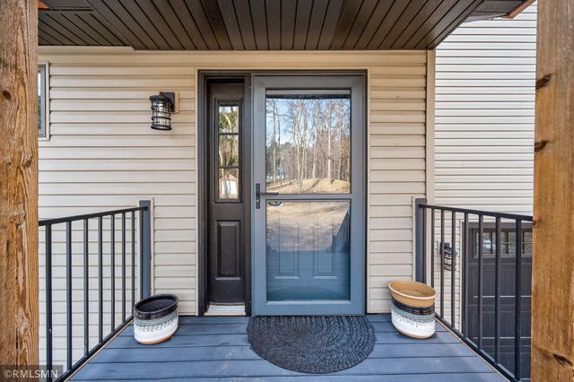 245 Dwinnell Avenue, Mahtomedi, MN 55115