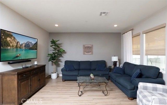 24560 Acadia Drive, Corona, CA 92883