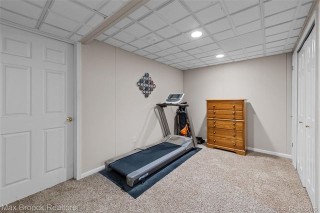 955 Forest Avenue, Birmingham, MI 48009