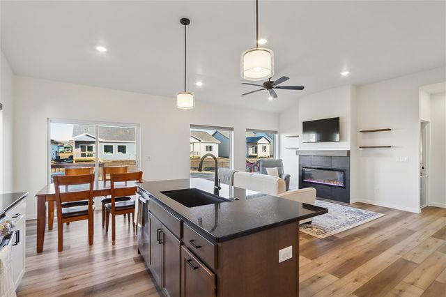 714 Kohl Drive, North Liberty, IA 52317