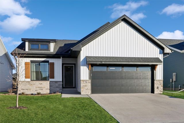714 Kohl Drive, North Liberty, IA 52317