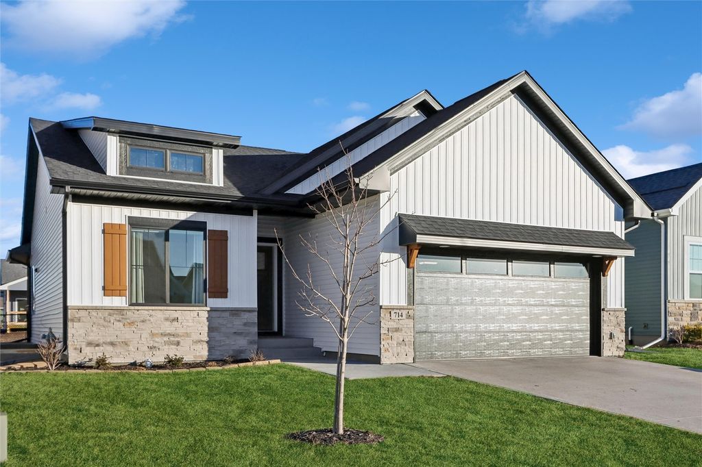 714 Kohl Drive, North Liberty, IA 52317