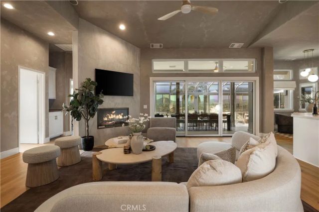 39140 Gray Squirrel, Temecula, CA 92592