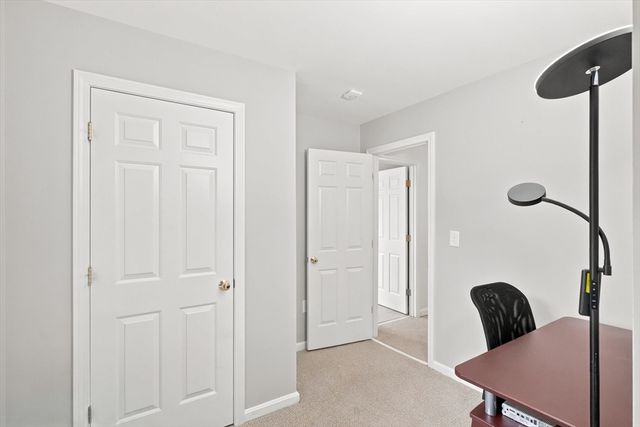 18 Rosegate Rd, Needham, MA 02494