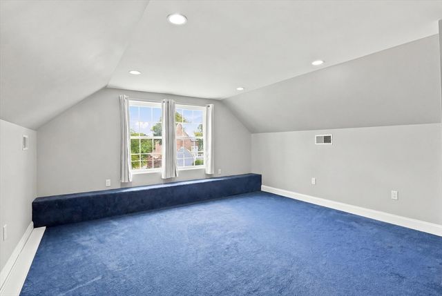 18 Rosegate Rd, Needham, MA 02494