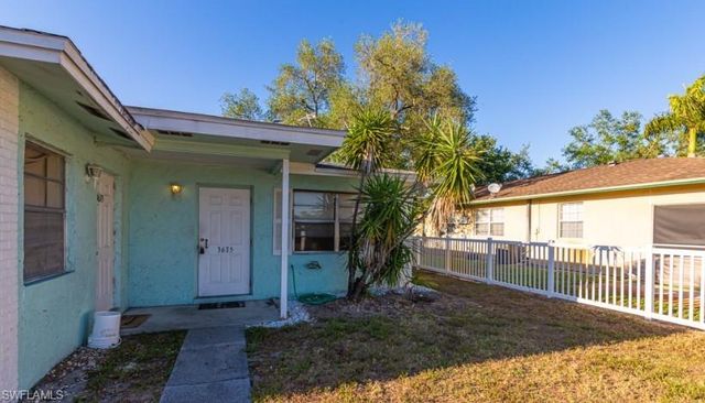 3675 Estey AVE, Naples, FL 34104