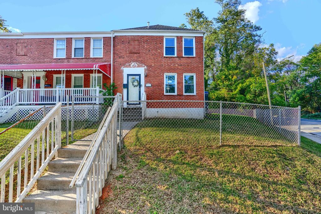 4054 HILTON RD, Baltimore, MD 21215
