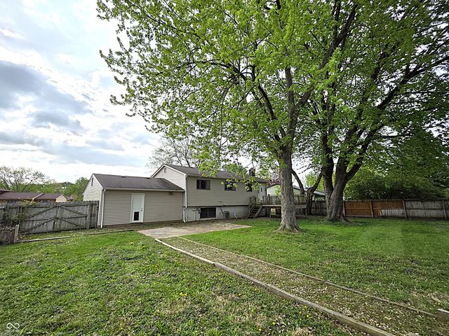 714 Spring Valley Court, Indianapolis, IN 46231
