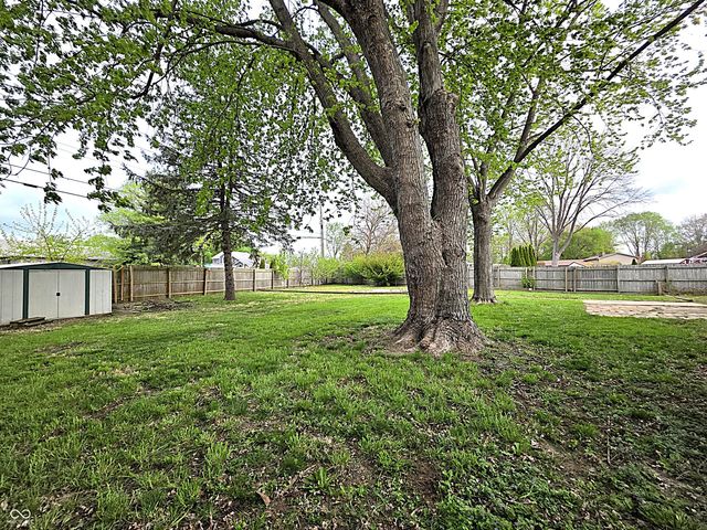 714 Spring Valley Court, Indianapolis, IN 46231