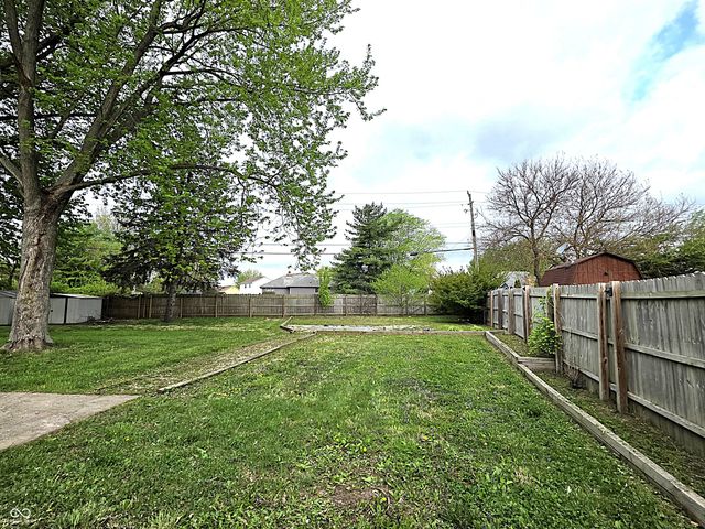 714 Spring Valley Court, Indianapolis, IN 46231
