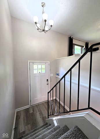 714 Spring Valley Court, Indianapolis, IN 46231