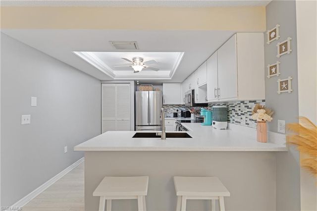 809 Augusta BLVD 809-6, Naples, FL 34113