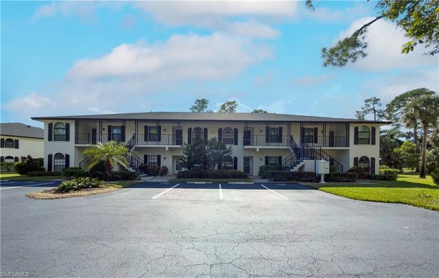 809 Augusta BLVD 809-6, Naples, FL 34113