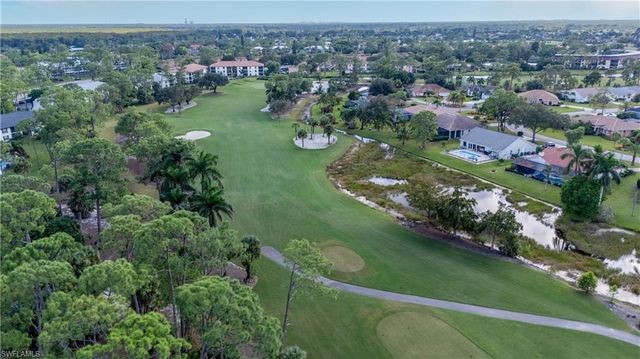 809 Augusta BLVD 809-6, Naples, FL 34113