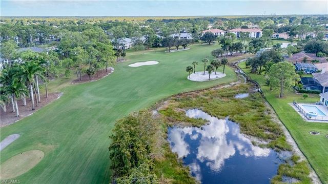 809 Augusta BLVD 809-6, Naples, FL 34113