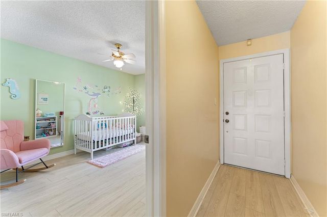 809 Augusta BLVD 809-6, Naples, FL 34113