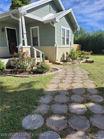 301 Wilson Avenue, Poteau, OK 74953