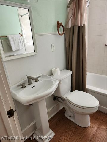 301 Wilson Avenue, Poteau, OK 74953