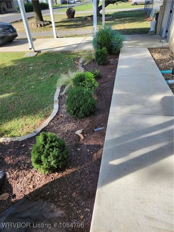 301 Wilson Avenue, Poteau, OK 74953