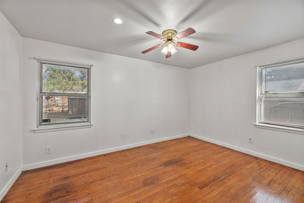 1017 E Spurgeon Street, Fort Worth, TX 76115 — photo 5